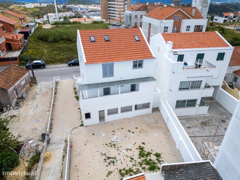 Excelente apartamento duplex T3 com vista mar-17