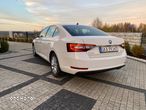 Skoda Superb 1.6 TDI Ambition DSG - 5