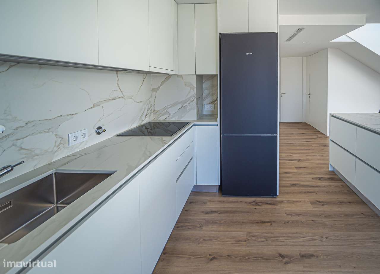 Apartamento T4 Duplex, Terraço com 106 m2, Luxo, Fonte Nova, Aveiro-18
