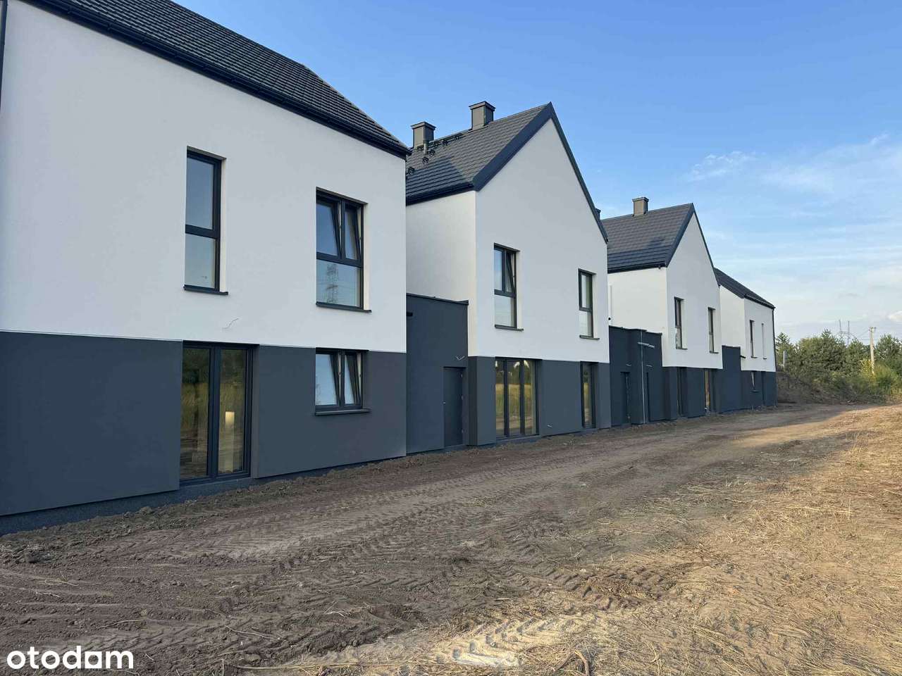 Dom blisko Warszawy, tuż przy Kampinosie | 5 pokoi | Stare Babice - Pełny obrazek: 3/8