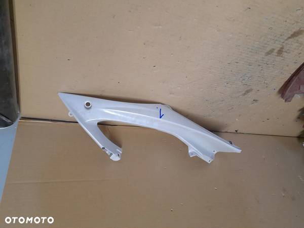 OSŁONA OWIEWKA PRAWA ŁYŻWA YAMAHA YZF R6 RJ15 - 3