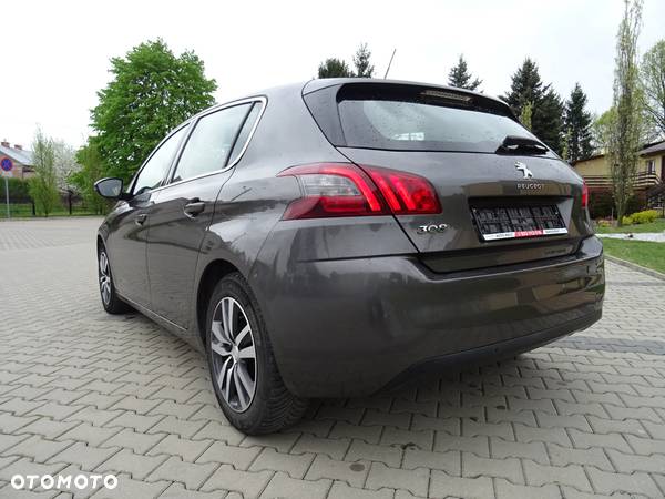 Peugeot 308 1.2 PureTech GPF Allure Pack S&S EAT8 - 14