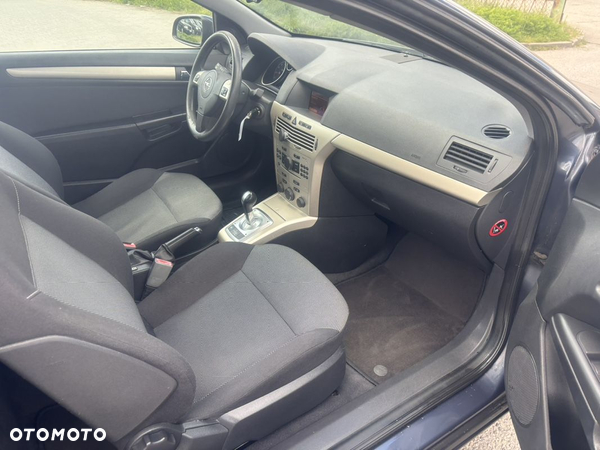 Opel Astra III GTC 1.6 Enjoy EasyTronic - 12