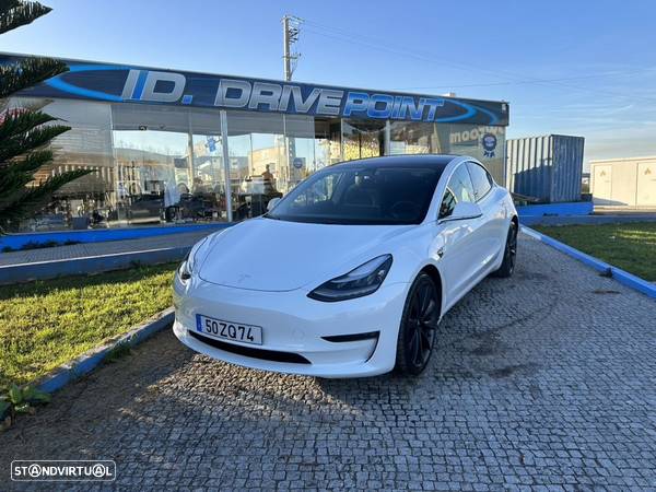 Tesla Model 3 Long Range AWD Dual Motor Performance - 3