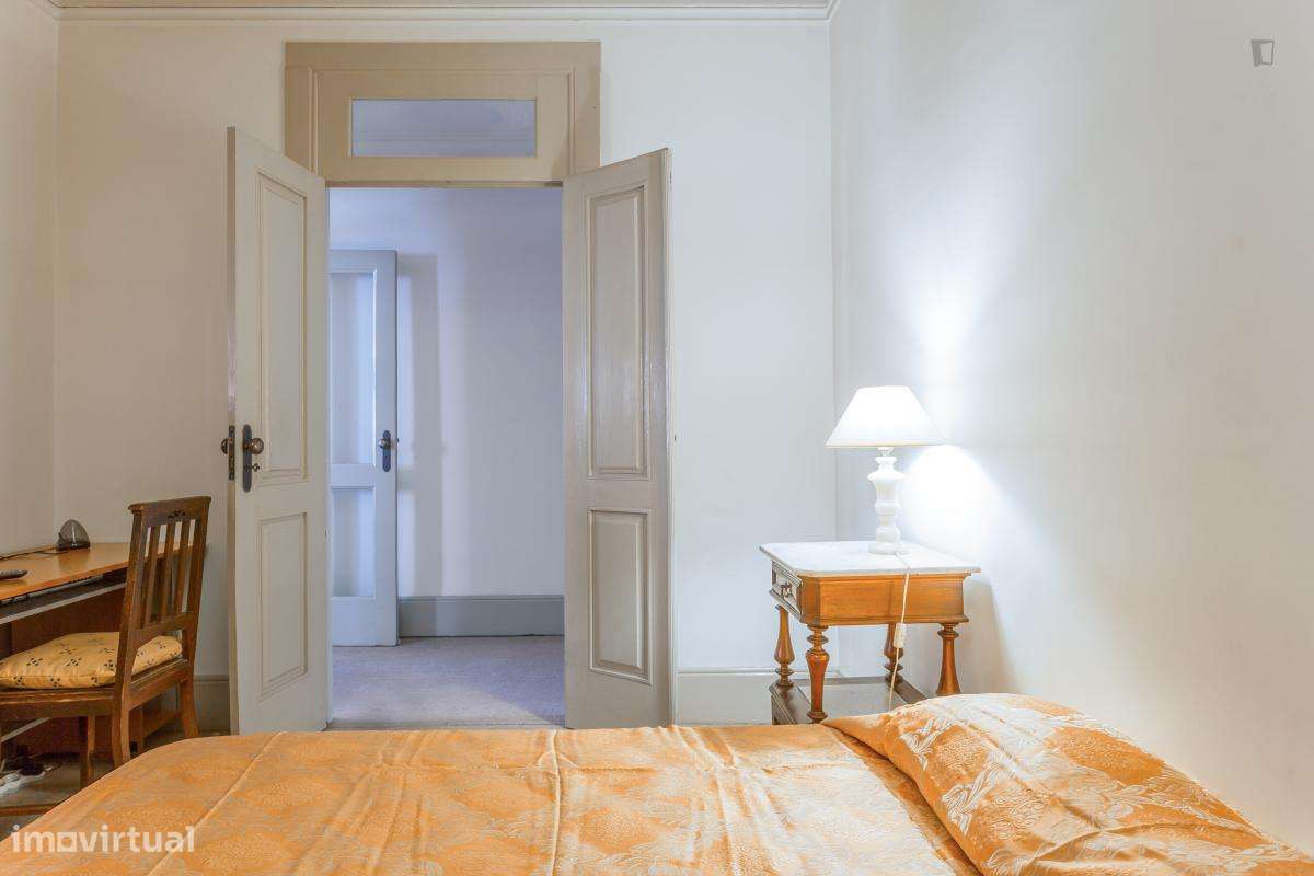 Quarto - localizado em Paranhos Porto - Grande imagem: 5/23