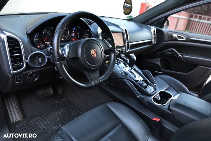 Porsche Cayenne V6 3.6L Aut. - 8