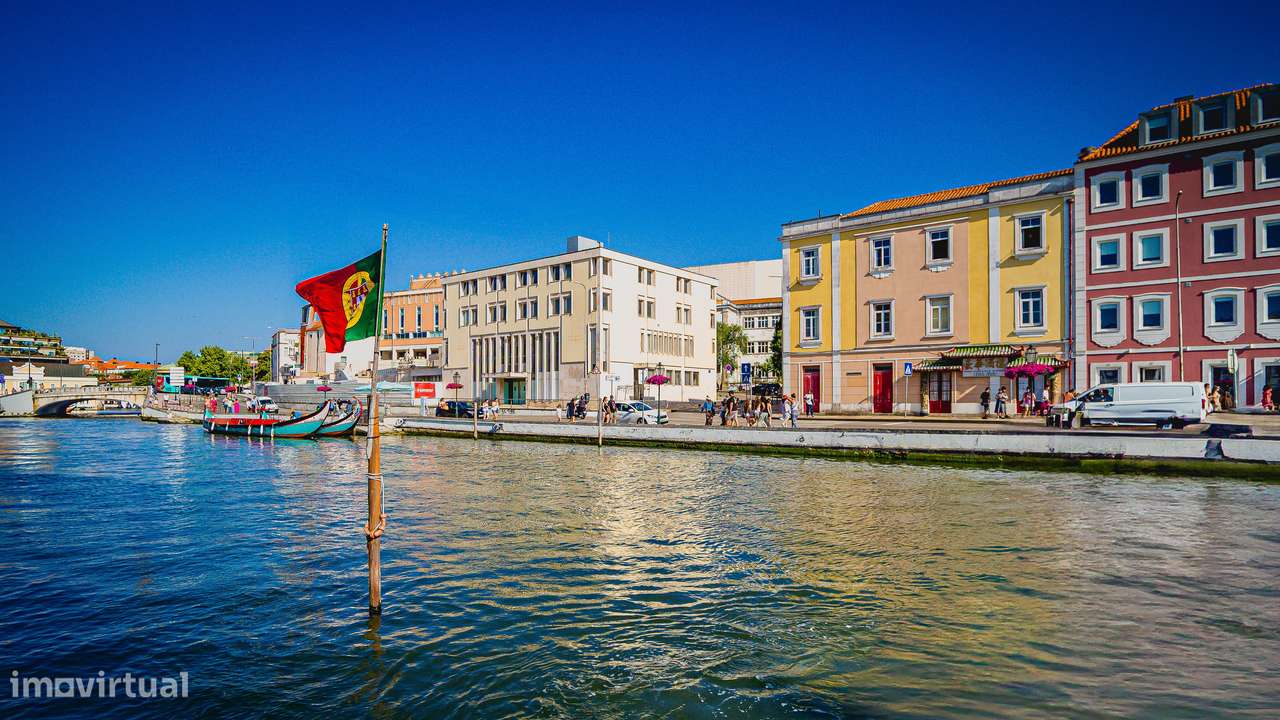 Apartamento T4 com duas suítes,  três varandas,  Barrocas, Aveiro-15