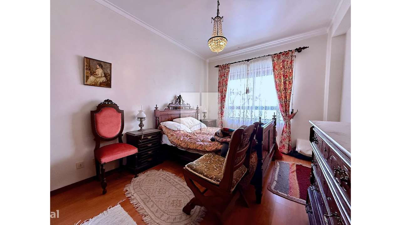 Apartamento T2 c/ Arrumo-17