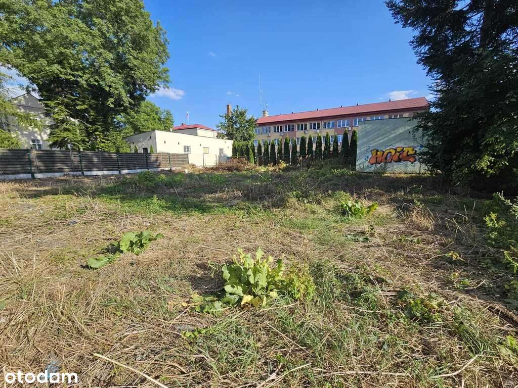 Wyjątkowa działka inwestycyjna w centrum Łukowa-2