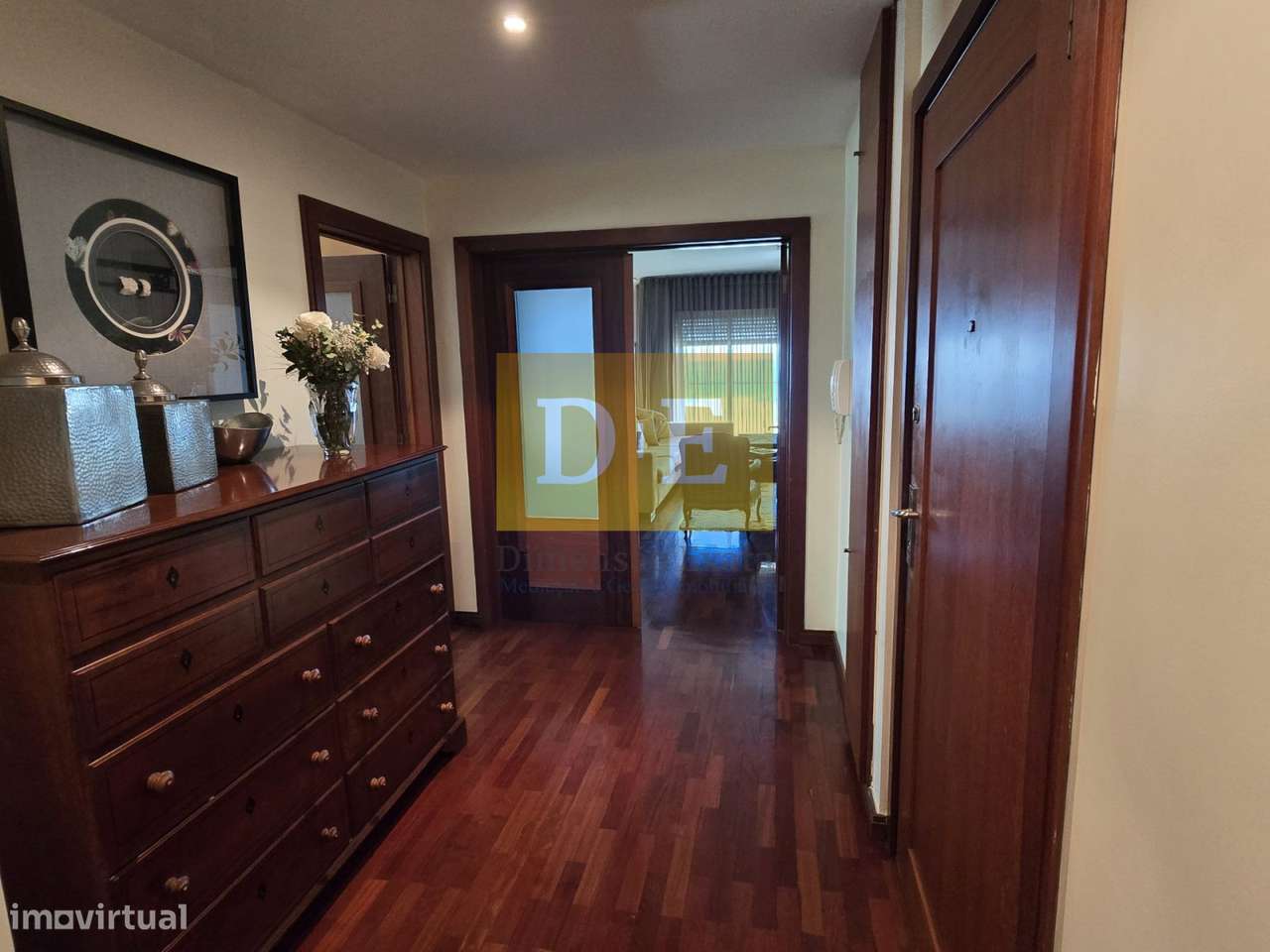 Lindo Apartamento T4 em 1ª Linha de Mar em Matosinhos Sul-8