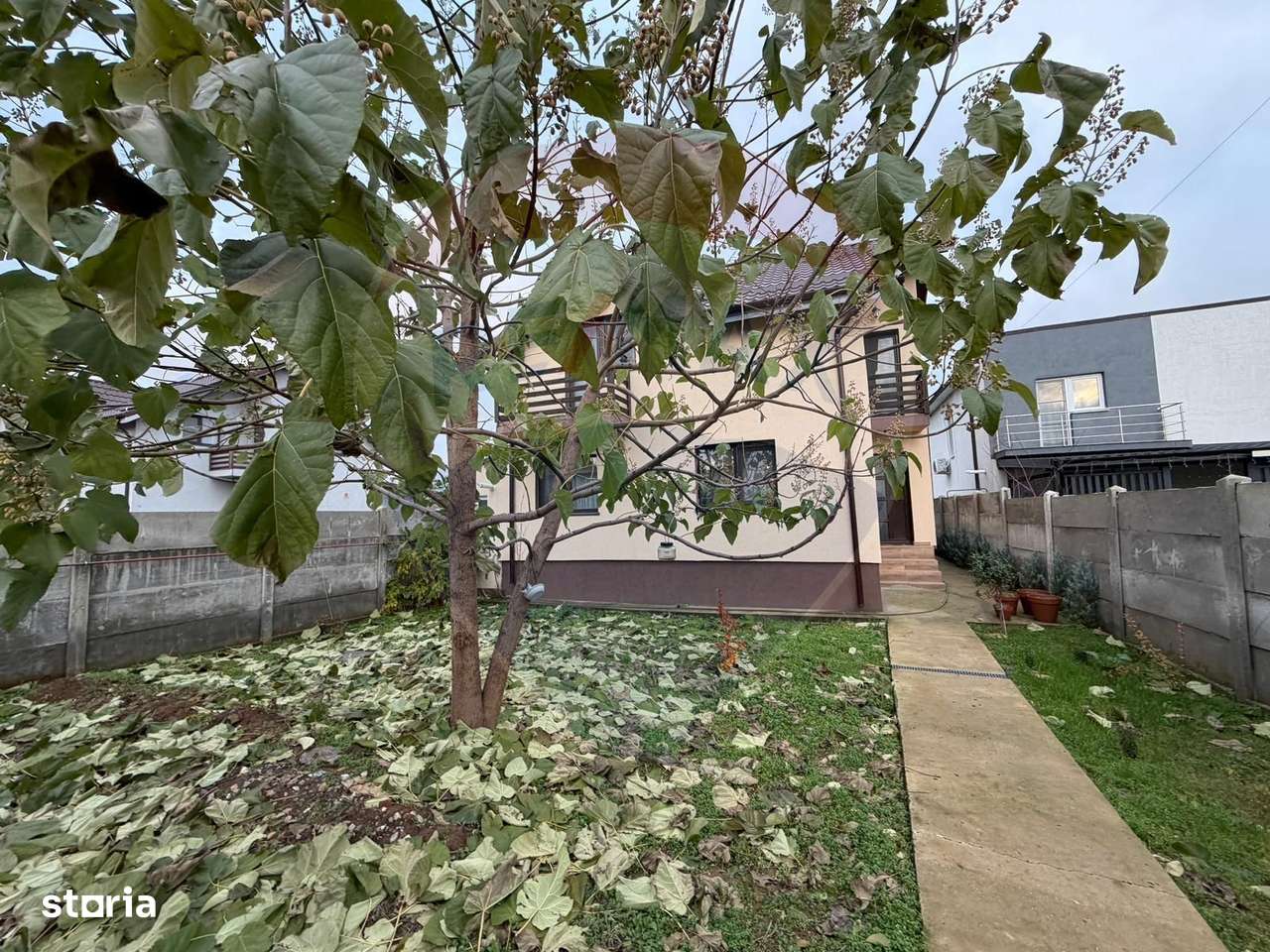 Casă  în zona Bariera Valcii-13