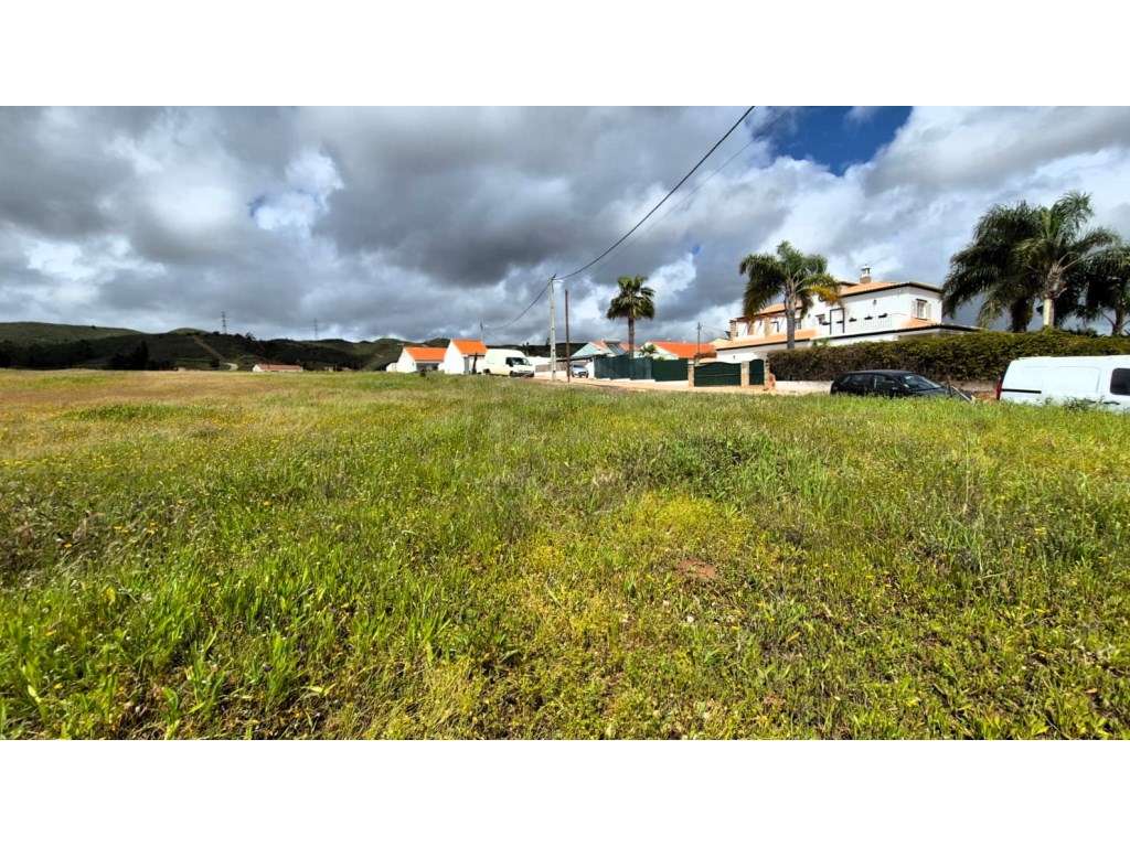 Terreno rústico com viabilidade para construção de 18 fogos - Oport... - Grande imagem: 5/12