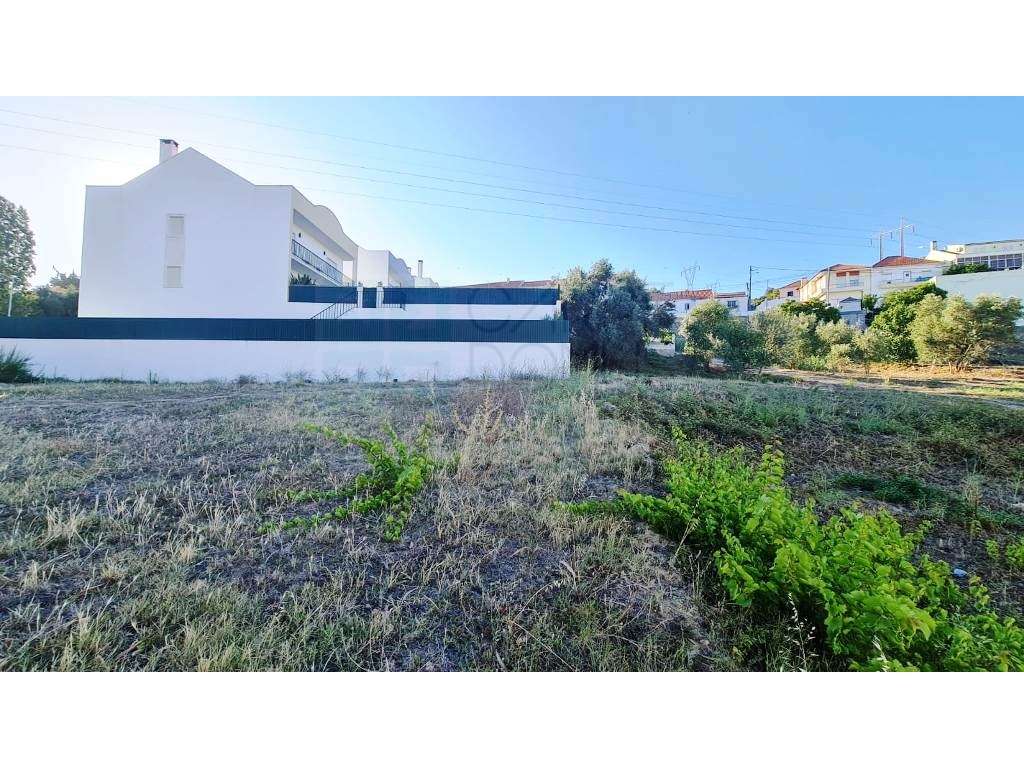 Terreno de 2455m2 com PIP para construção de prédio com 4 apartamen...-10