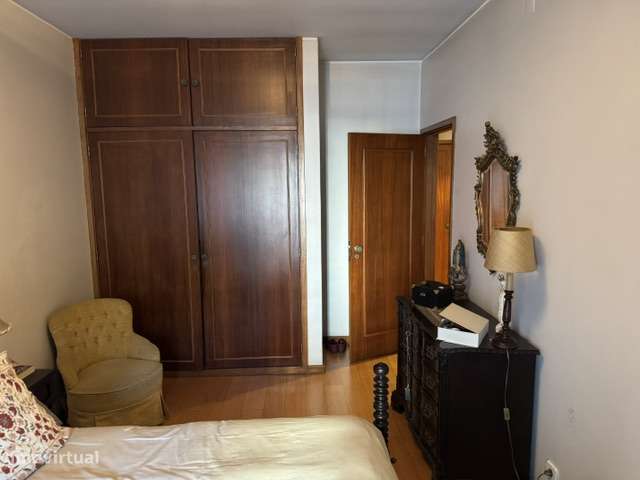 Apartamento T5 na Rua do Campo Alegre-27