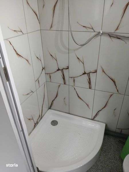 Vind garsoniera 11 mp et1  zona liceu M EMINESCU - Imagine principală: 4/7