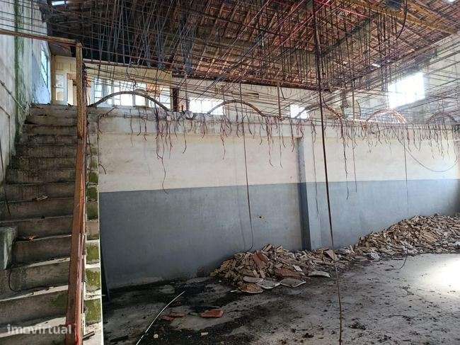 Armazém, para venda, Santa Maria da Feira - Paços de Brandão - Grande imagem: 4/8