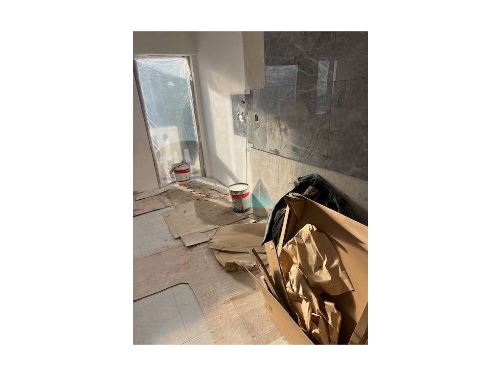 Apartamento T3 transformado em T2 com Quintal de 170m² - Totalmente... - Grande imagem: 4/12