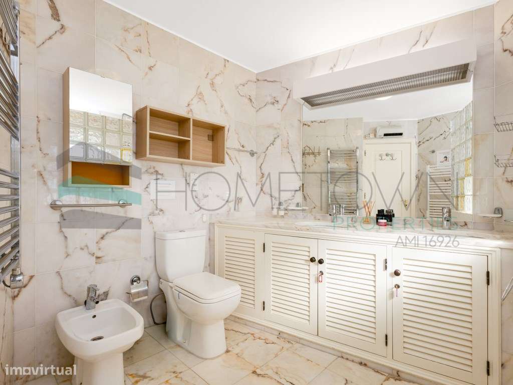 Apartamento Duplex com Terraço Panorâmico e Acesso Privado à Praia-...-19