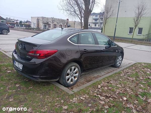 Opel Astra IV 1.4 T Business - 6