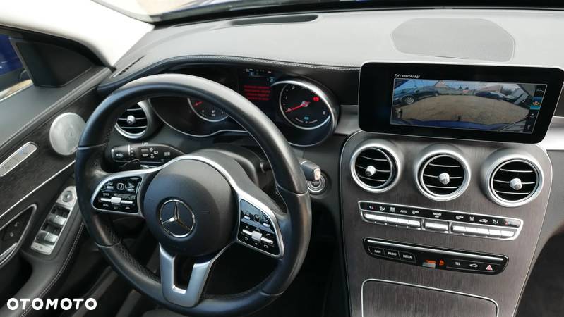 Mercedes-Benz Klasa C 300 de T 9G-TRONIC Exclusive - 16