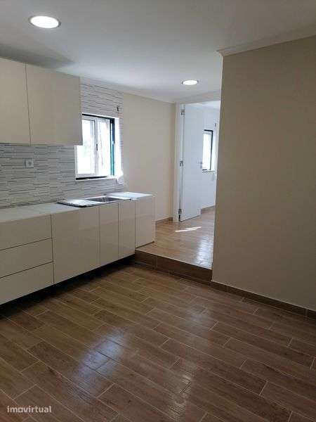 Moradia restaurada - Grande imagem: 5/12