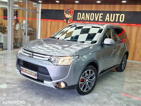 Mitsubishi Outlander - 9