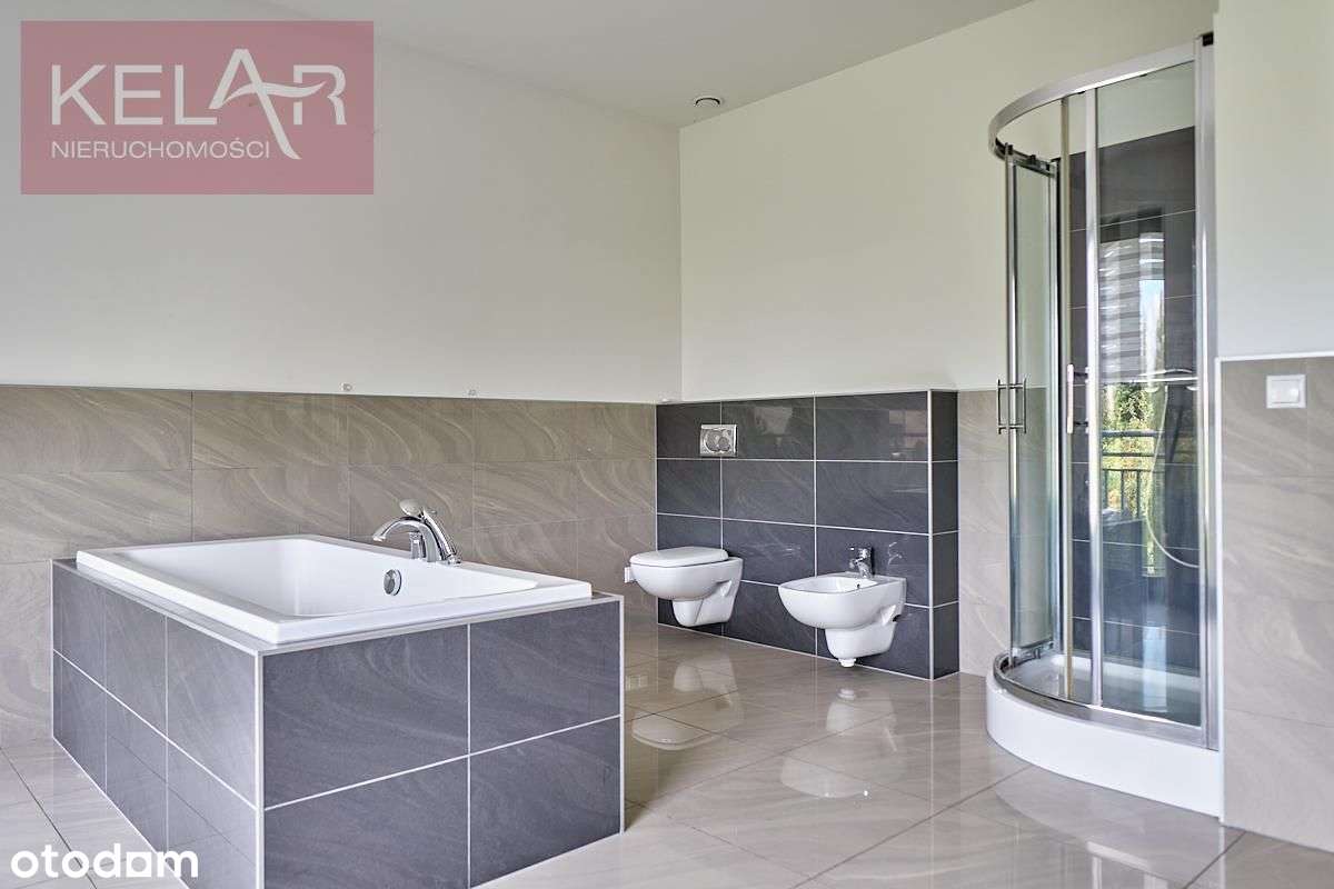 Borek koło szkoły międzynarodowej. Duży, wygodny.-17