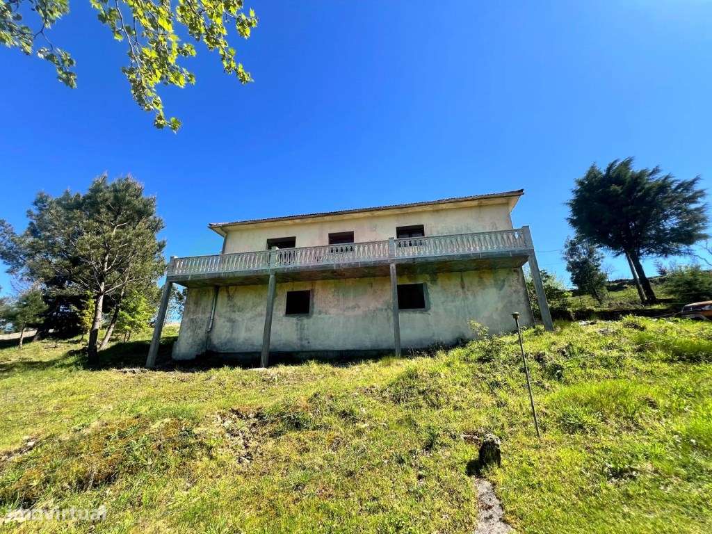 Moradia individual em Cabeceiras de Basto-35