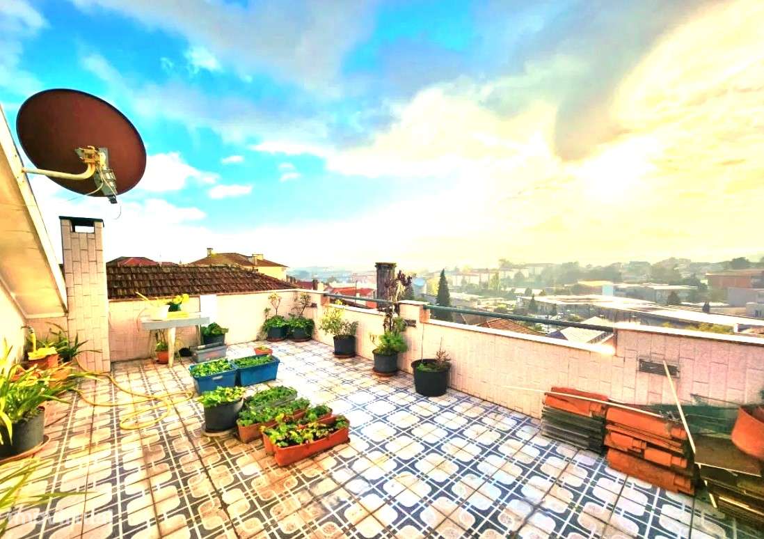 Andar de Moradia T3 c/ Terraço - Campanhã - Porto-13
