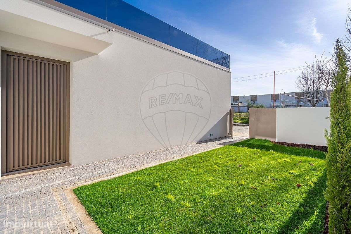 Moradia T3 para venda - Grande imagem: 1/41