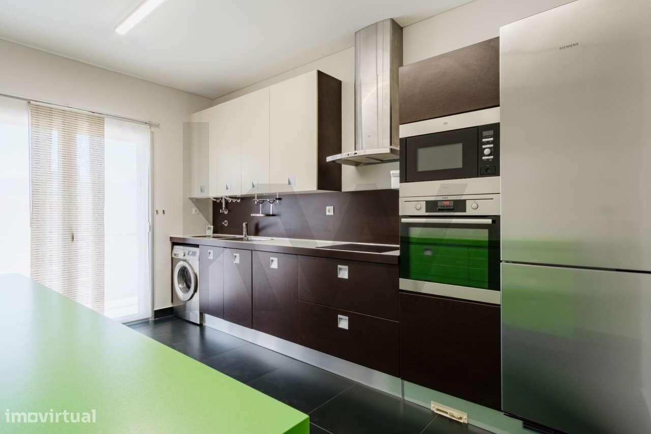 Excelente Apartamento T4 em Condomínio fechado | Quinta da Oliveira • - Grande imagem: 5/40