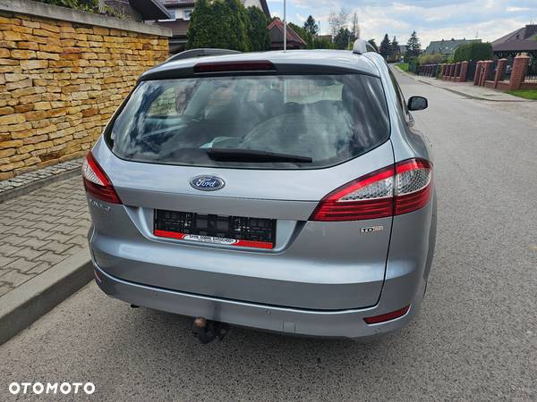 Ford Mondeo 1.8 TDCi Ambiente - 8