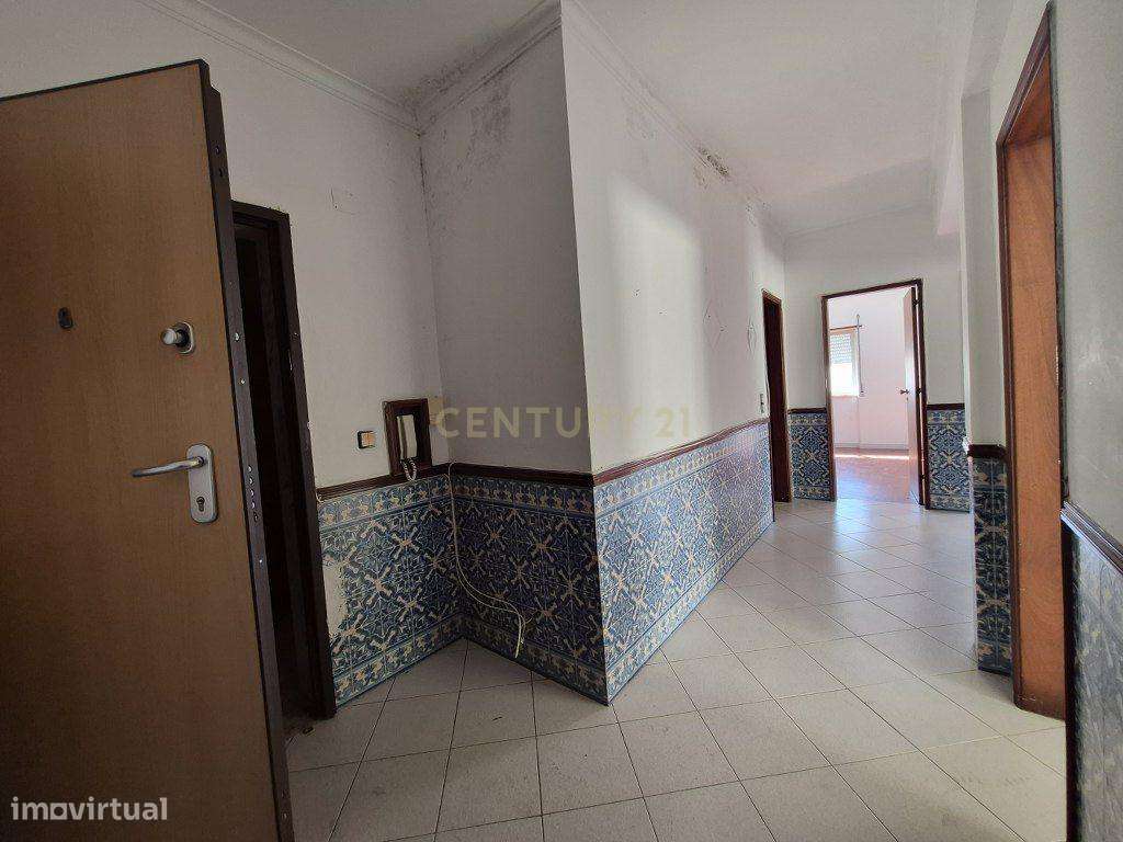 Apartamento T2 na Serra das Minas – Excelente localização e ótimos ace - Grande imagem: 3/14