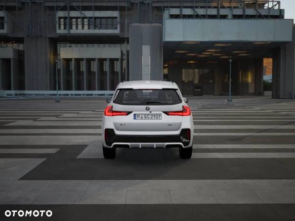 BMW X1 - 16