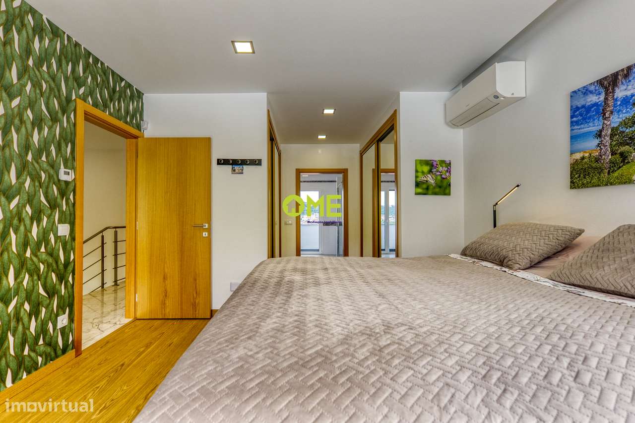 **Moradia T3 em Ourém - Luxo e Modernidade**-16