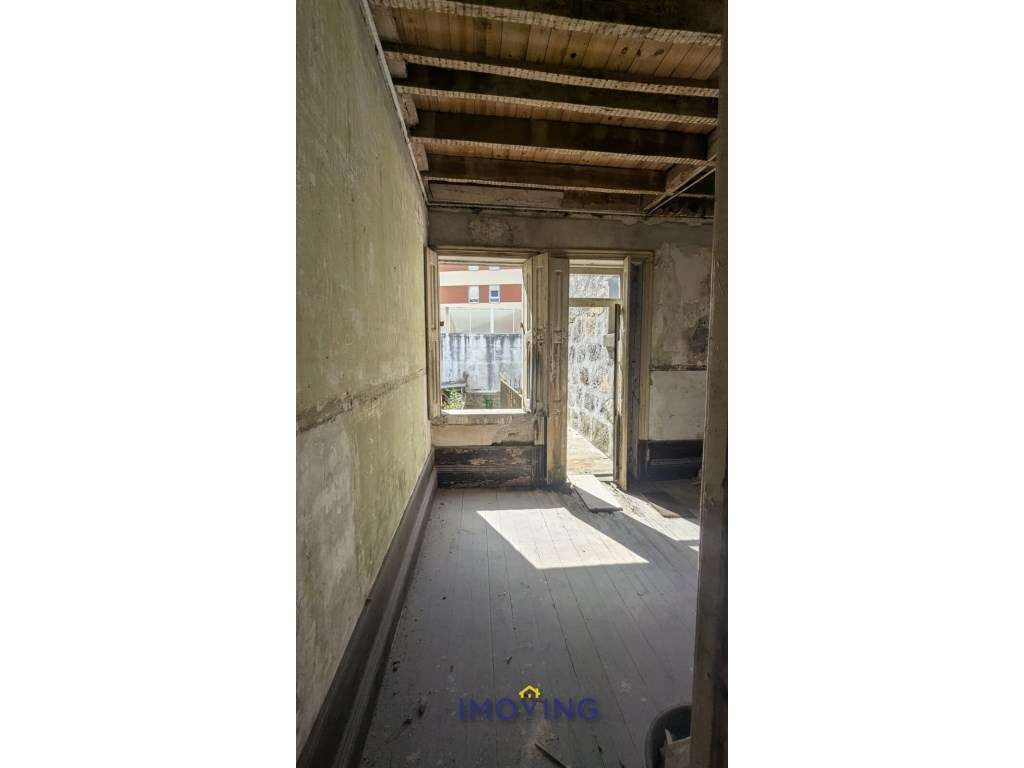 Prédio para remodelar - 3 pisos - jardim- centro do Porto-24