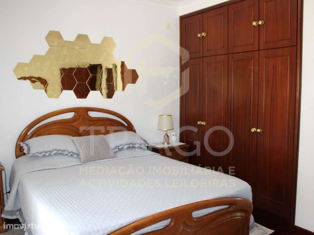 Fantástica Moradia T4 mais Escritório com Garagem-21