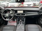 Alfa Romeo Stelvio 2.2 Diesel 16V AT8 Q4 Super - 5