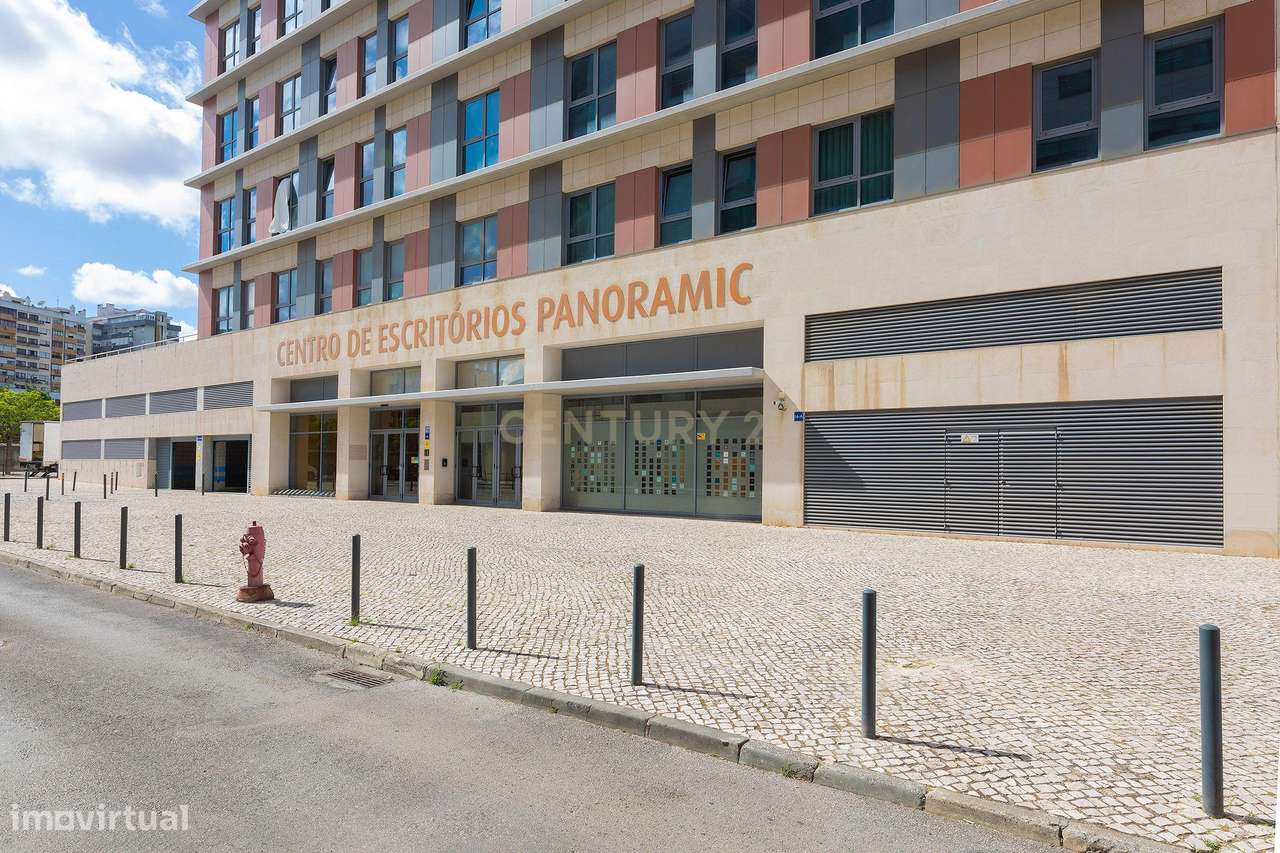 Escritorio Parque das Nações-1