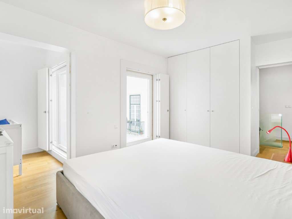 Apartamento T2 duplex junto ao Rio Tejo, em Lisboa-10
