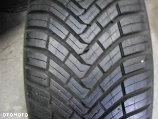 OPONY 195/55R16 CONTINENTAL ALL SEASON CONTACT XL DOT 4520 / 1819 8.1MM - 3