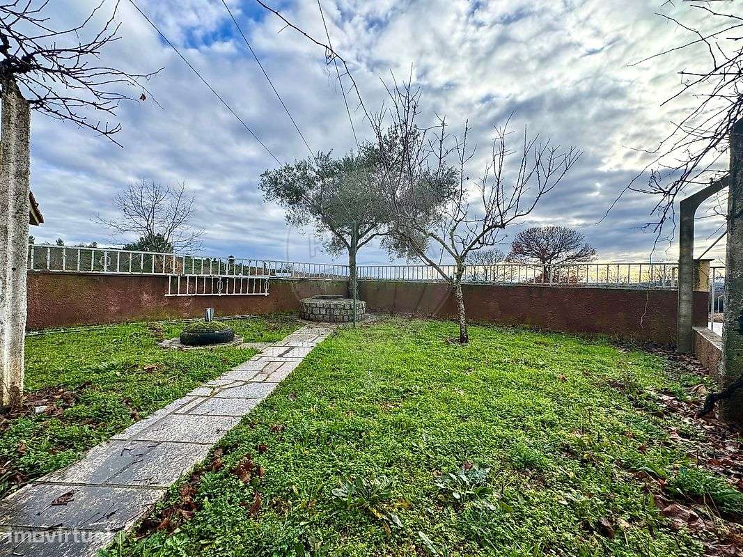 Moradia T4 para venda-33