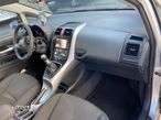 Toyota Auris 2.0 D-4D Edition - 9