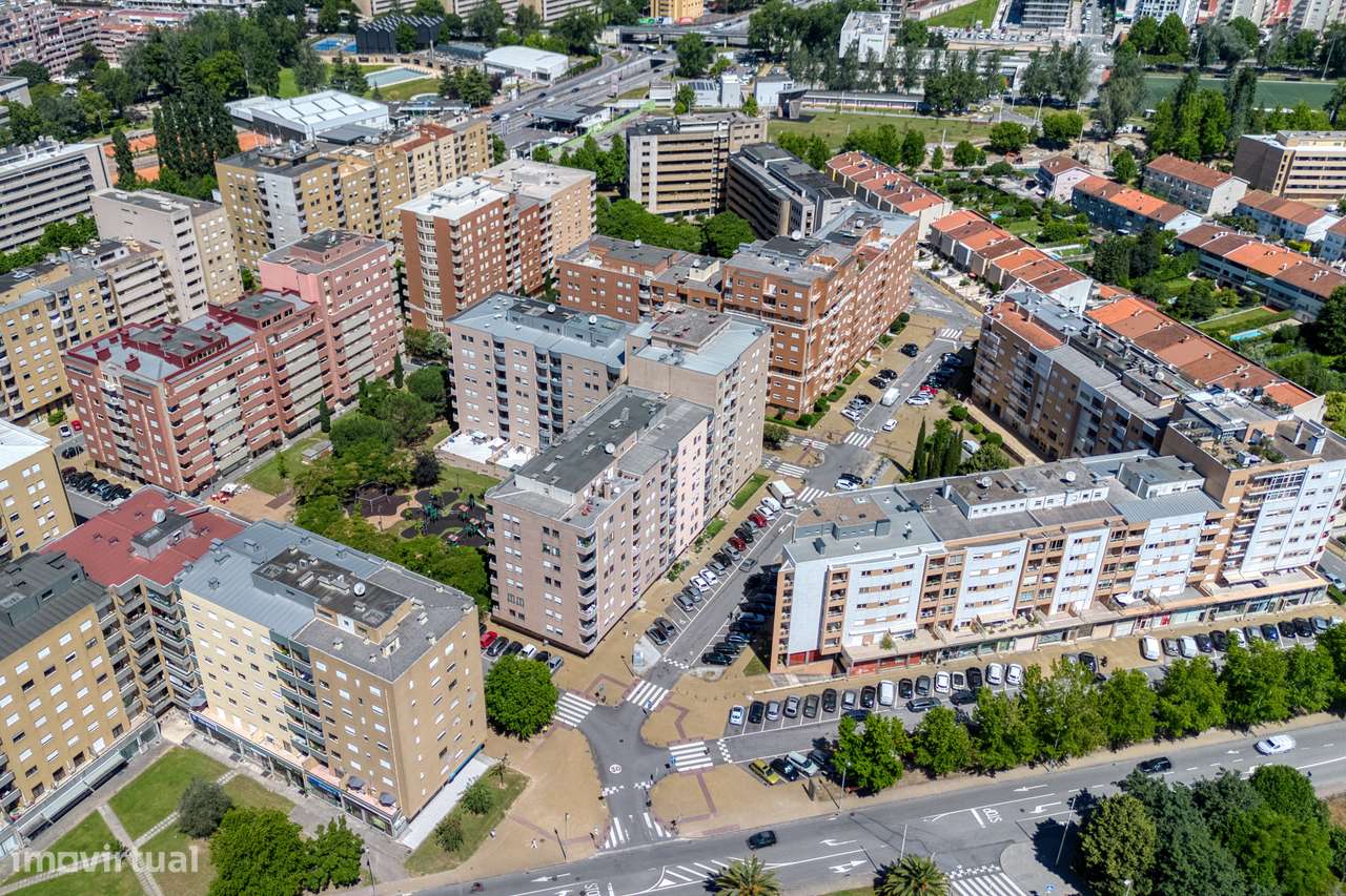 Apartamento T3 para venda na Rua Germão Galharde - São Victor, Braga-18