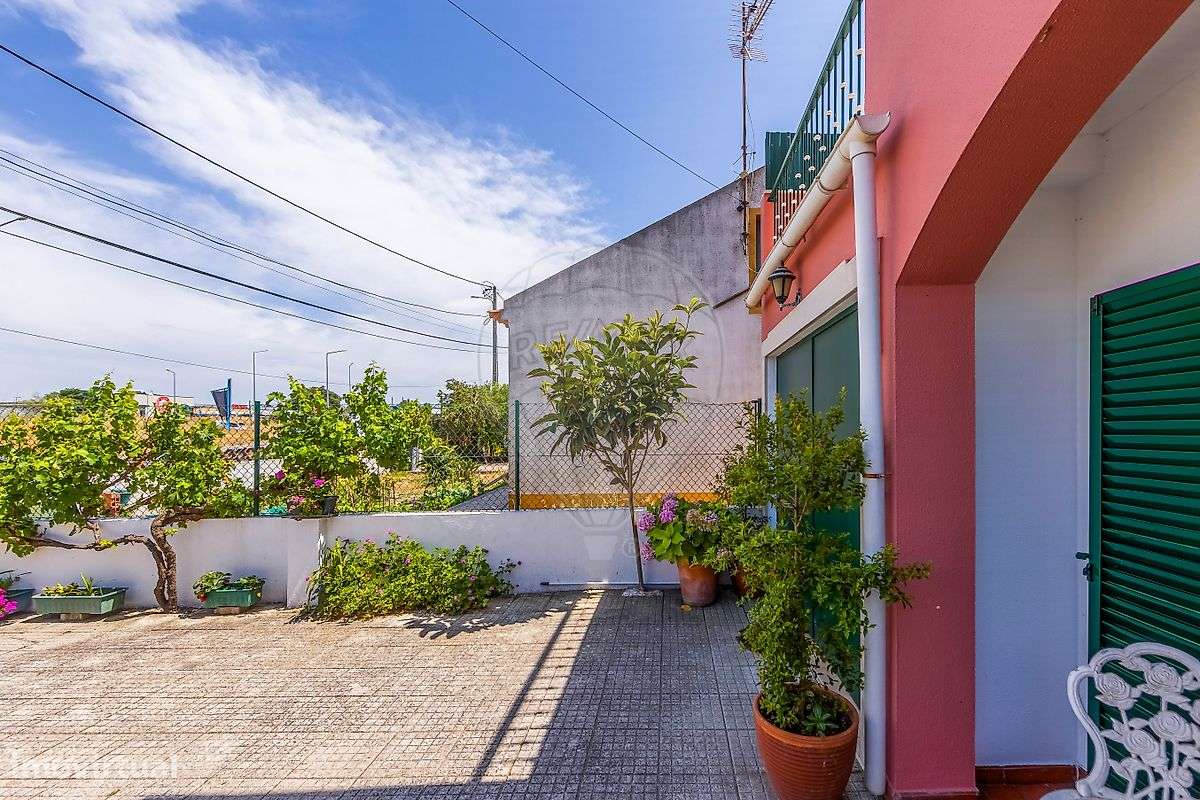 Moradia T5 para venda-6