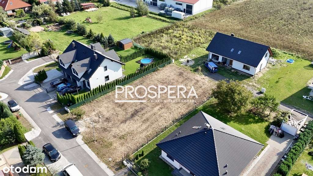 Gotowa działka bud. z dojazdem asfaltowym-4