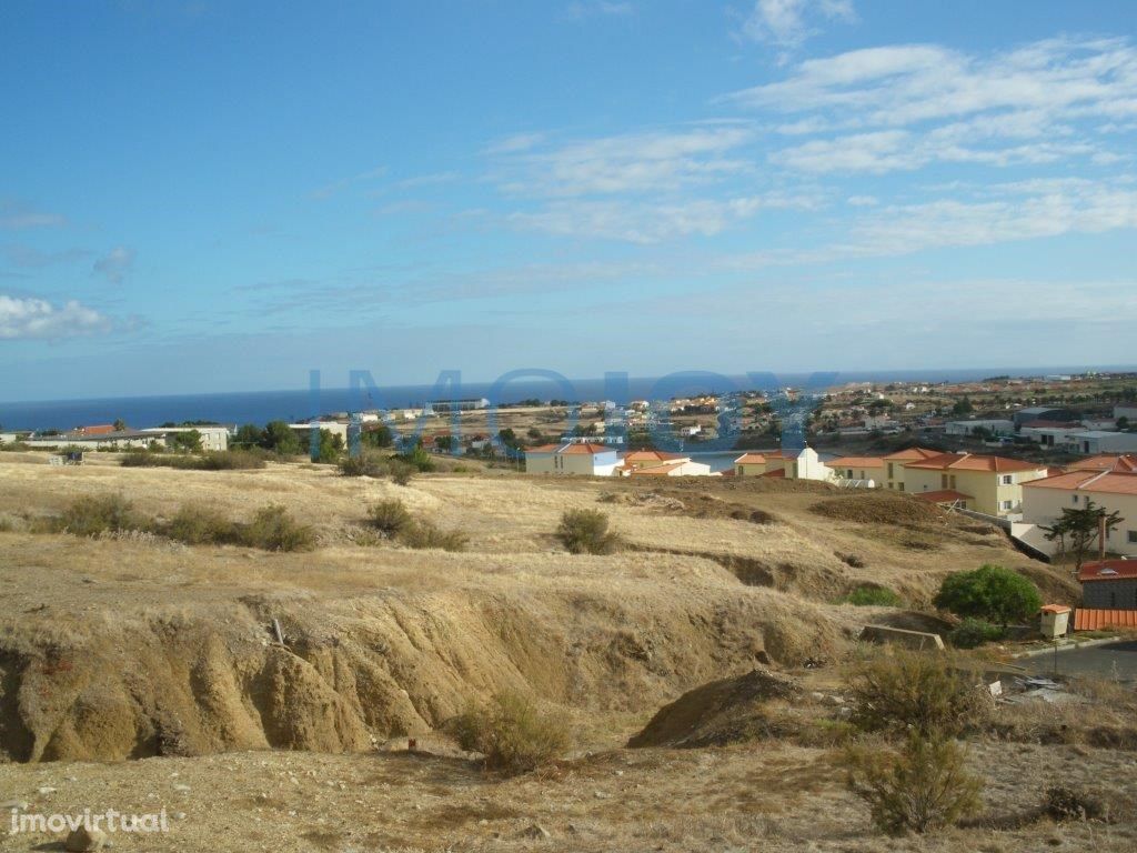 Terreno Urbano em Porto Santo