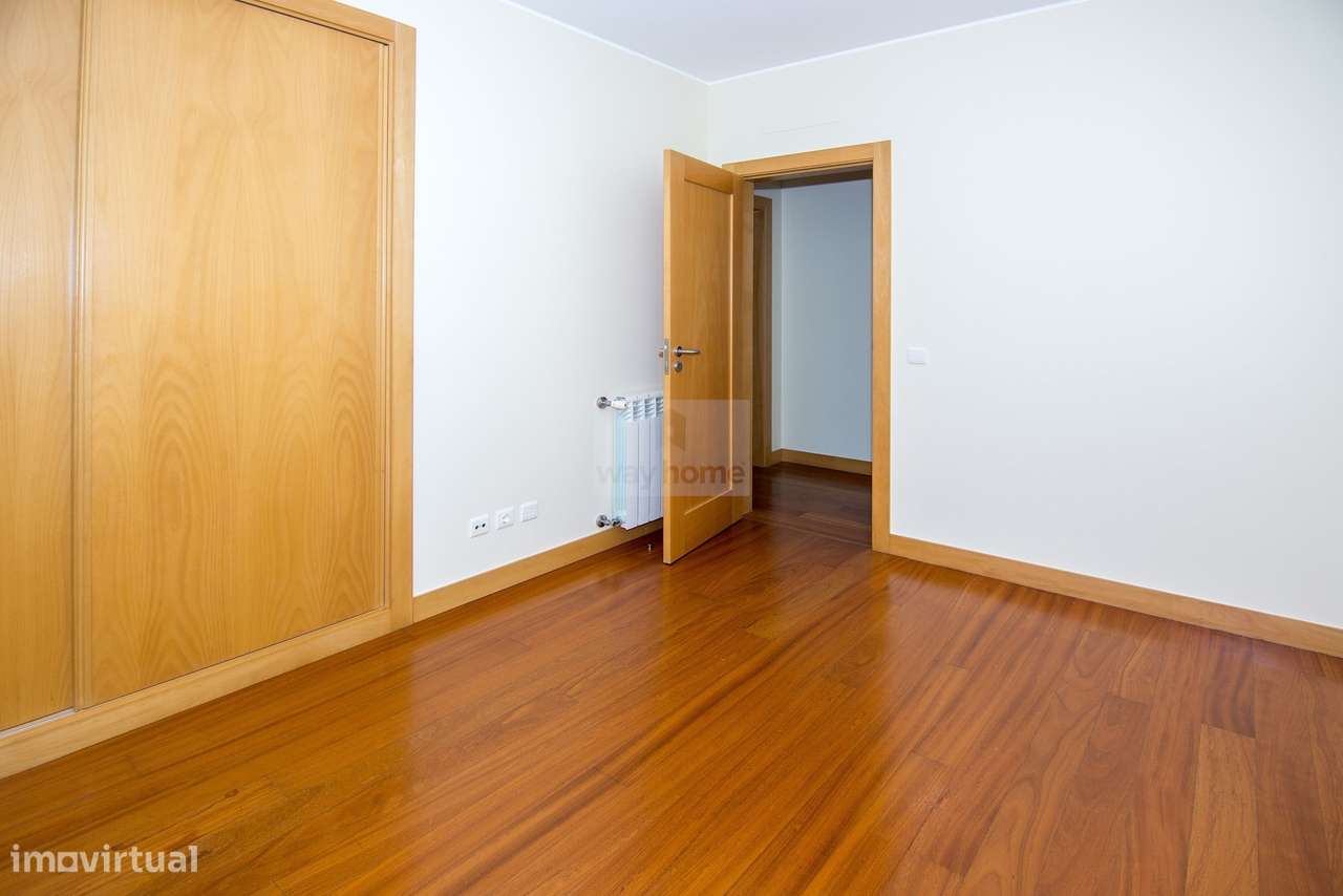 Apartamento T3 | Condomínio Privado Páteo Sá Miranda | Alto de Sto. Am-18