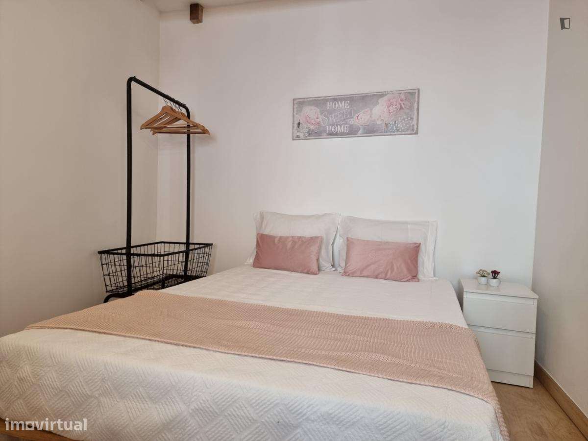 Apartamento com 1 quartos - localizado em Montes Claros Coimbra - Grande imagem: 5/10