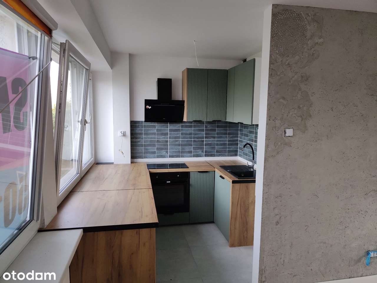 2 pokoje, 42m2, III piętro, po remoncie, Os. Kaliniec-0